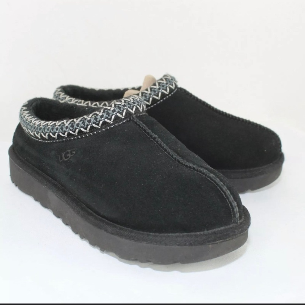 Ugg slippers- SOLD!!!!!!